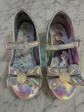 Kids Holographic Frozen Elsa Anna Mary Jane Shoes Heels Sz 10 - Silver